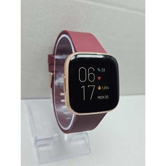 Fitbit Versa 2 Smartwatch Gray 40mm Alexa WR50M Always On Display No Charger - Picture 3 of 11